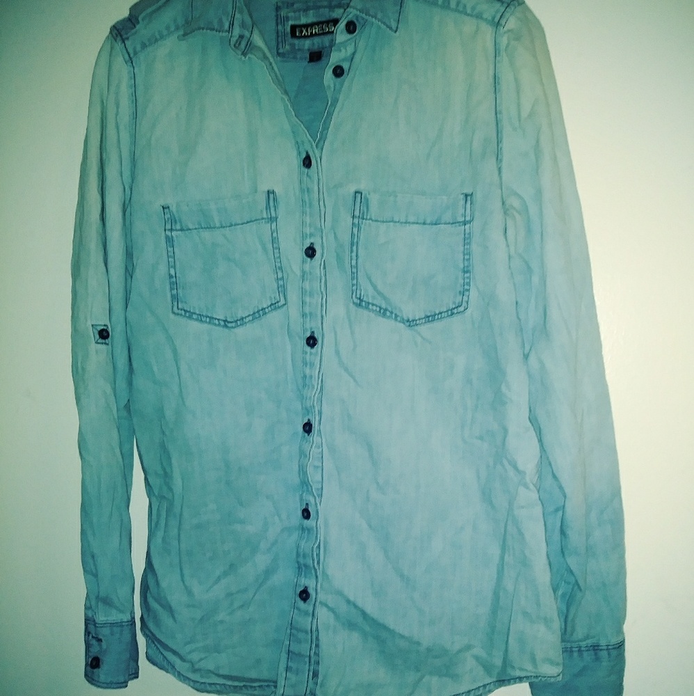 Light wash denim top